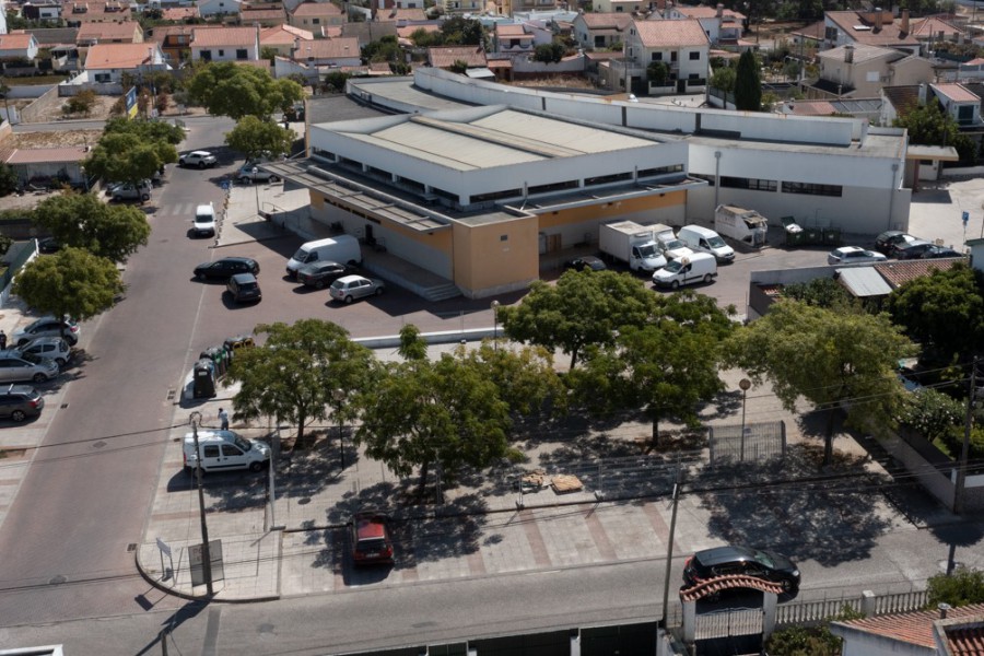 Nova Loja do Munícipe no Mercado Municipal de Fernão Ferro Câmara do Seixal aprovou abertura de concurso público para construção