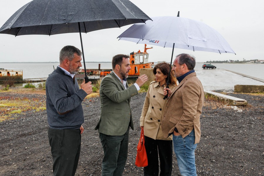 MOITA - NOVO TERMINAL FLUVIAL DE ALHOS VEDROS ADMINISTRAÇÃO DA TRANSTEJO SOFLUSA VISITA LOCAL E LANÇA ESTUDOS TÉCNICOS