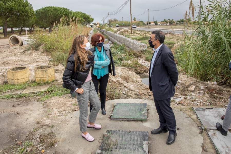 Palmela - Visita à Ribeira da Salgueirinha confirma importância e arrojo da obra de regularização Diretora do Fundo Ambiental satisfeita com andamento dos trabalhos