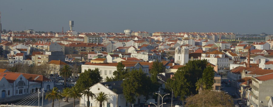Montijo - Estabelecimentos de comércio a retalho e prestação de serviço Podem alargar o horário de funcionamento até às 22h00.