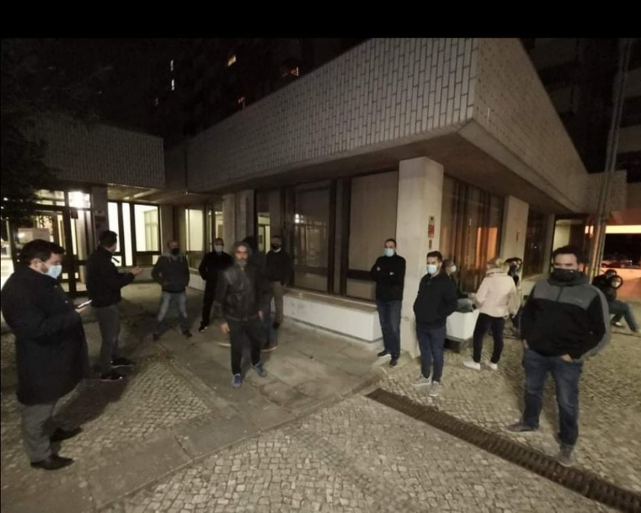 Barreiro - Moradores dos Sete Portais entregaram um abaixo assinado Reclamam pela falta de diálogo por parte do executivo municipal.