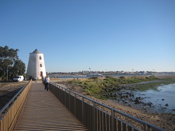 Postais do Barreiro Passadiço Ribeirinho de Alburrica - Sentir o Tejo no coração da cidade