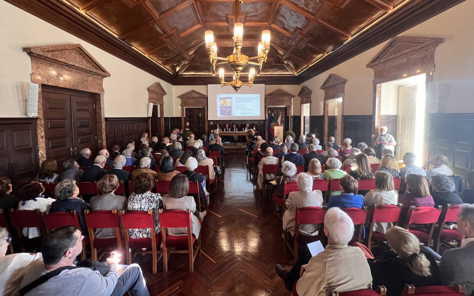 Criação de um espaço de memória na Sé de Setúbal Entre as iniciativas culturais que assinalam centenário do nascimento de Dom Manuel Martins