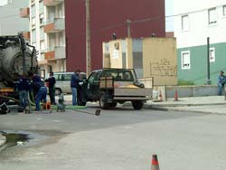 Postais da Cidade A limpeza do esgoto