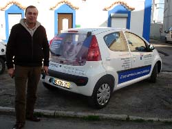 Postais da Cidade Ocidental sorridente