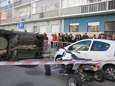 Acidente no Lavradio - Barreiro Apesar do aparato apenas foram registados danos materais