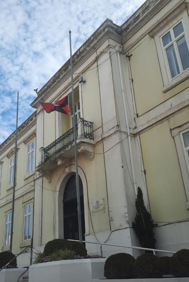 BARREIRO - Um minuto de silêncio Em memória de Mendes Costa, José Maria e Jorge Silva Melo