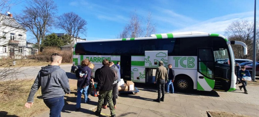 BARREIRO - Autocarro dos TCB trouxe 41 refugiados da Ucrânia A ajuda humanitária foi entregue com sucesso