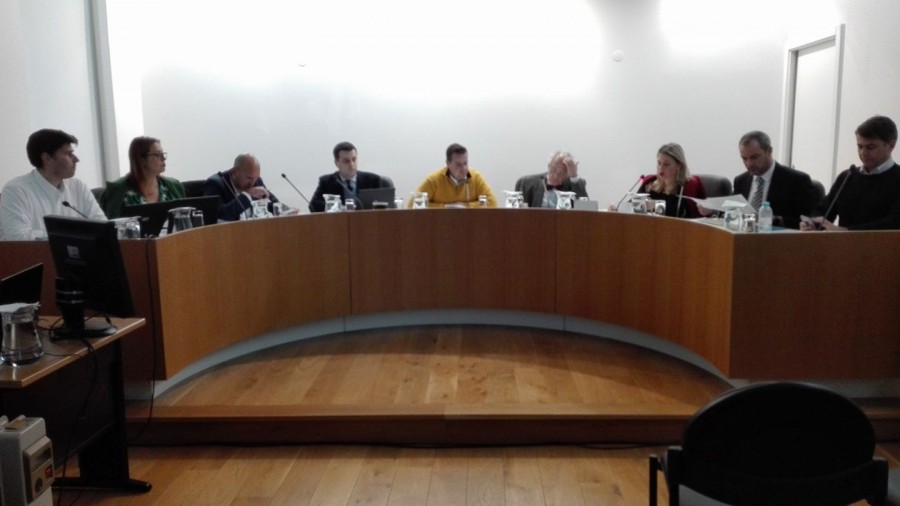 Barreiro - Proposta de protocolo com empresa espanhola SUPERA e Galitos Retirada da ordem de trabalhos da reunião de Câmara