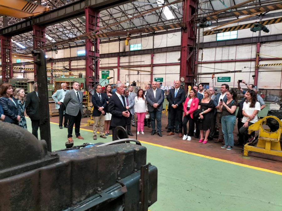 Presidente da República nas Oficinas da CP no Barreiro Inaugura Exposição «Unidos Venceremos! Protesto, Greves e Sindicatos no Marcelismo (1968-1974)