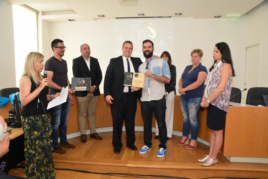 Concurso de Gastronomia Ribeirinha - Barreiro 1º Lugar atribuido a «CasaVelha» com o prato «Milho do Rio»