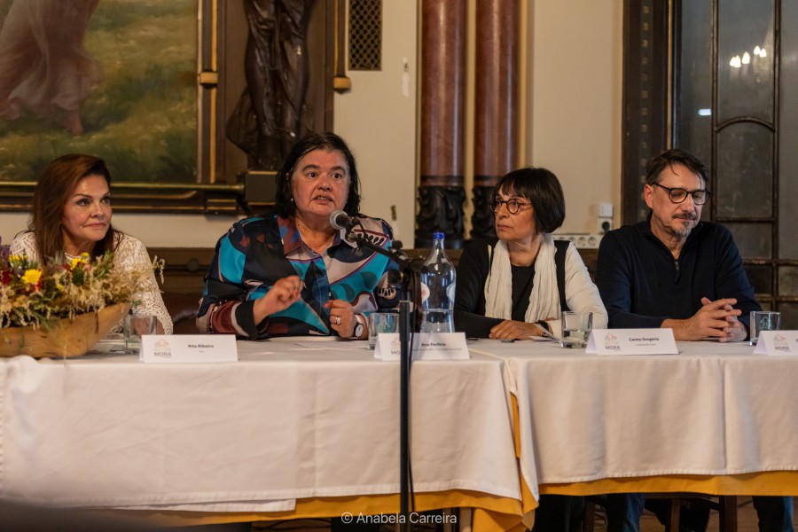 BARREIRO - Apresentado na Casa do Alentejo Livro “Móra, uma viagem dos sentidos” de Guta de Carvalho