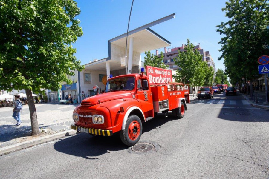 Barreiro - Comemorações do Dia Municipal do Bombeiro Entregues Medalhas de Bons Serviços e Dedicação