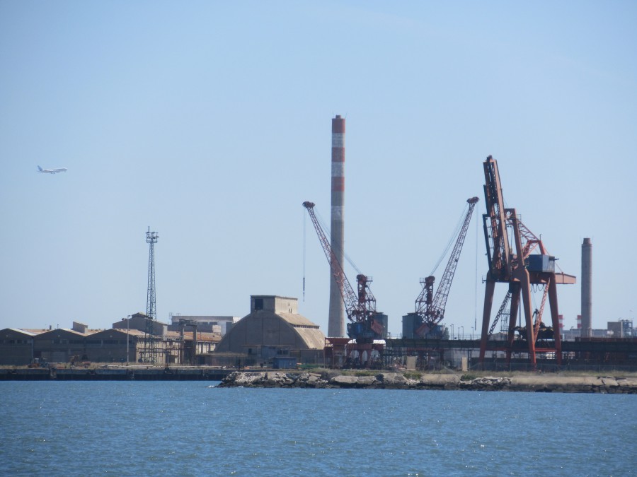 Christian Baluert, Presidente da Yilport Iberia Construção de Terminal do Barreiro . “É uma localização estranha”.