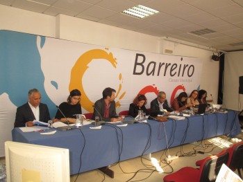 Degradação do piso nos acessos ao Terminal do Barreiro Intervenção é uma responsabilidade da SOFLUSA/TRANSTEJO