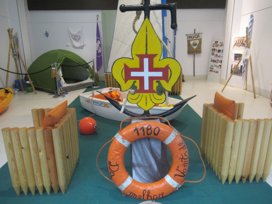 Na Galeria de Artes do Forum Barreiro Exposição – Escuteiros Agrupamento Marítimo 1180 . 18 anos a navegar…