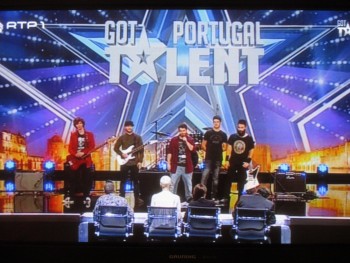 No Got Talent Portugal «Os Cruzados» do Barreiro Coliseu ficou ao rubro e júri cantou e dançou «Somos do Barreiro»