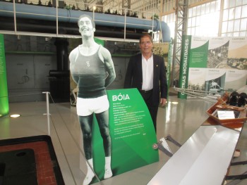 Barreiro - Carlos Oliveira «Bóia» atleta olímpico Ofereceu seu barco do remo ao Museu Industrial