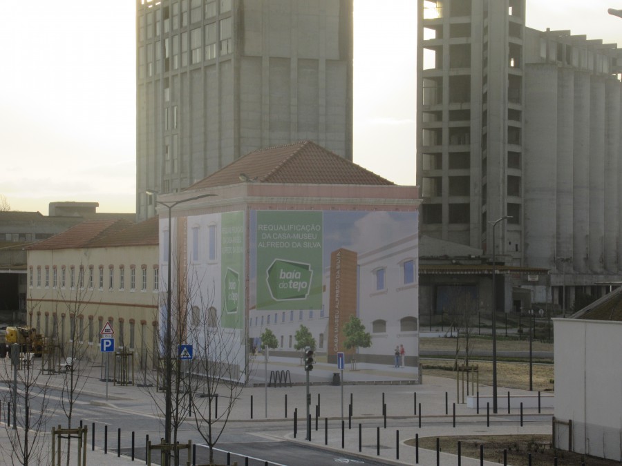 Hoje no Barreiro - Baía do Tejo Inauguração da maior obra do artista Vhils e da nova alameda da Rua da União
