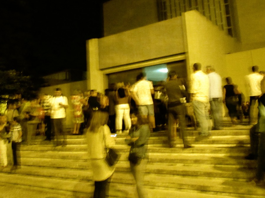 Barreiro - Uma noite que nos convidou a sentir os sons Casa cheia na Igreja de Santa Maria aplaudiu espectáculo de abertura do OUT.FEST