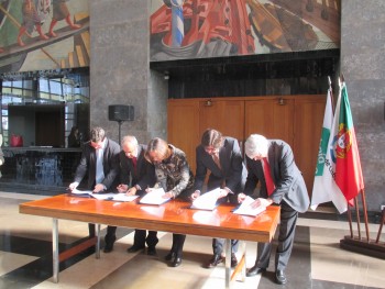 Assinado protocolo de cooperação entre cinco entidades Visa articulação matérias relativas ao Terminal de Contentores do Barreiro