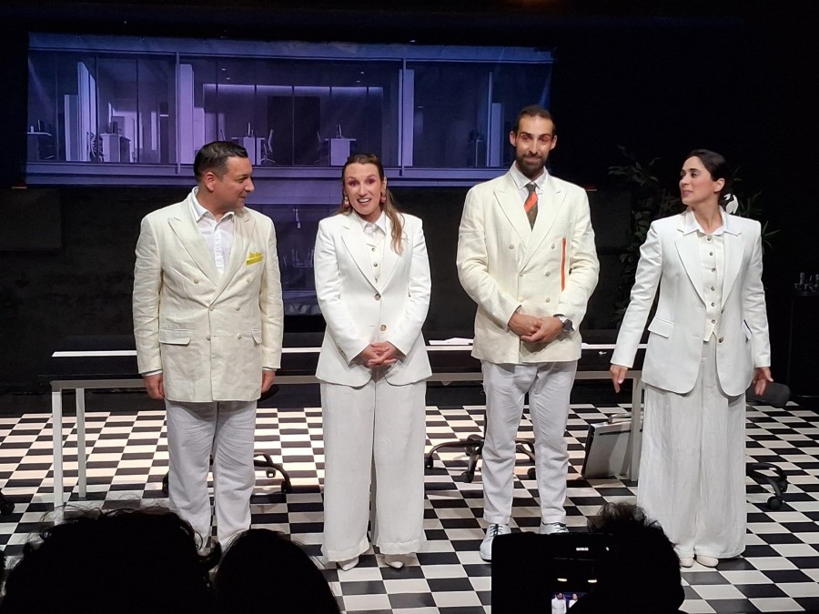 ArteViva – Companhia de Teatro do Barreiro «O MÉTODO DE GRÖNHOLM» - uma comédia sobre a comédia da vida