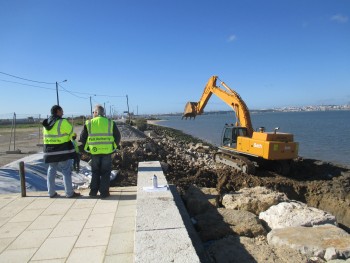 Passeio Ribeirinho Augusto Cabrita - Barreiro Já começaram as obras de prolongamento até à Praia do Clube Naval