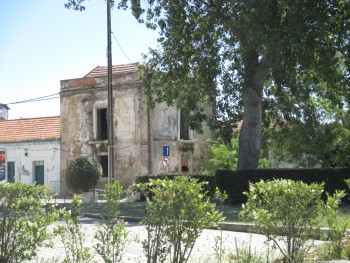 Barreiro - Edifício histórico da Vila do Lavradio Vai ser demolido na próxima sexta-feira