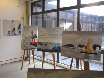 «Barreiro a Preto e Branco» Tema de exposição de pintura na Biblioteca Municipal