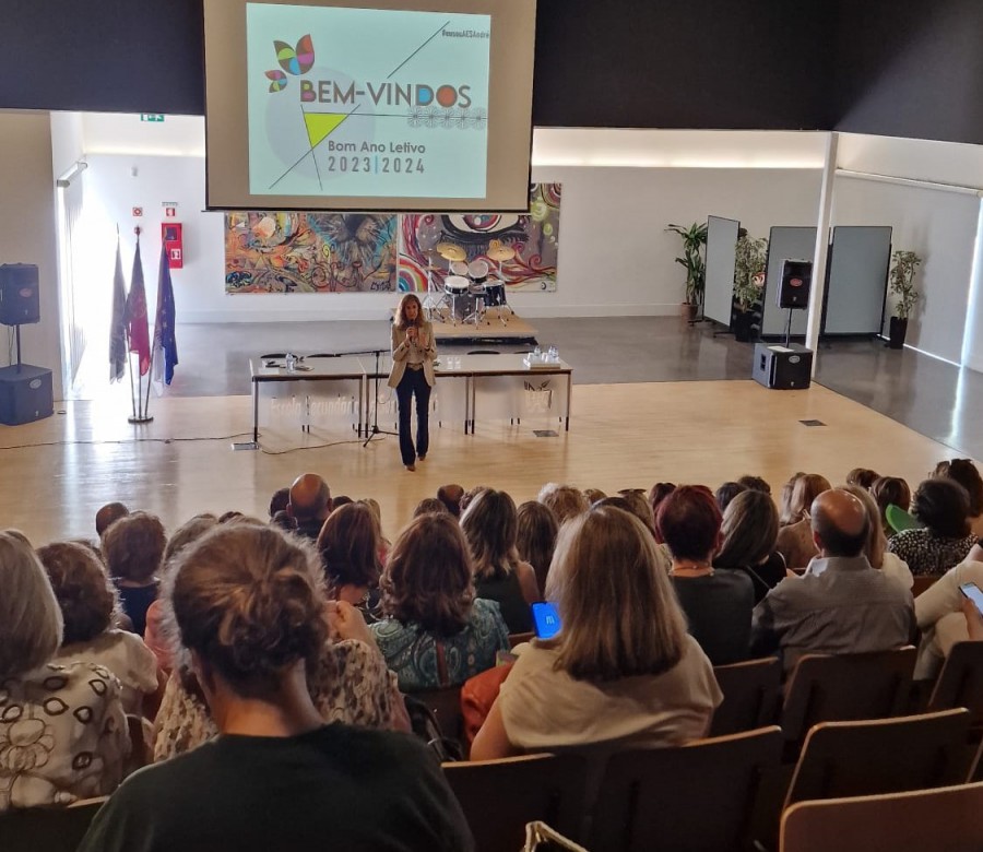 Na Escola Secundária de Santo André no Barreiro Patricia Gaspar sublinha a importância da Proteção Civil área cada vez mais critica
