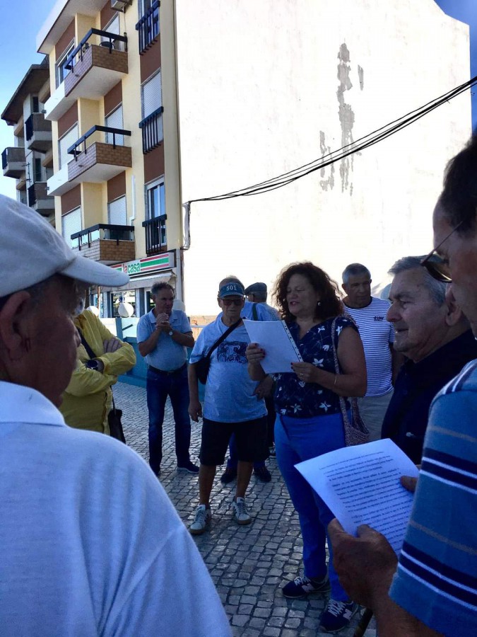 Comissão de Utentes dos Serviços Públicos do Barreiro Acção de Protesto contra encerramento do balcão CGD na Quinta da Lomba