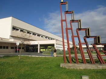 Área do Centro Hospitalar Barreiro Montijo Registados 429 casos COVID confirmados (+11) Aumentos no Barreiro (+8), Moita, Montijo e Alcochete (+1)