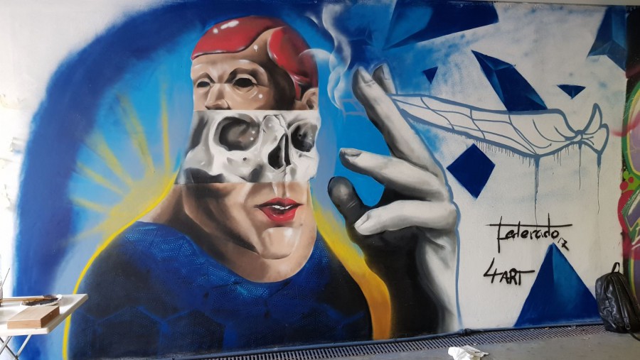 MOITA - NA PASSAGEM DESNIVELADA DA BAIXA DA BANHEIRA Graffiti da juventude dá colorido ao espaço urbano
