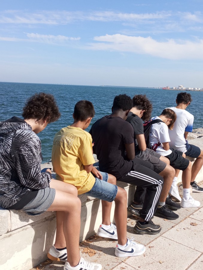 Obrigado jovens da muralha pela lição Por António Neves Barreiro