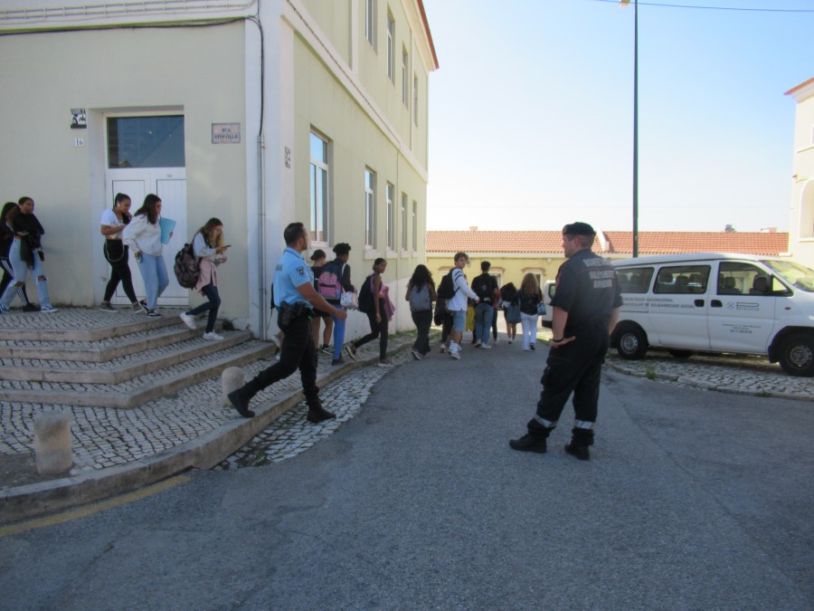 Barreiro – Um odor estranho no ambiente Motivou evacuação da Escola Profissional Bento Jesus Caraça