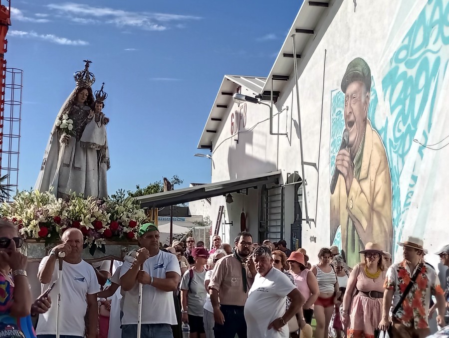 É esta a Igreja de Francisco... Por António Neves Barreiro