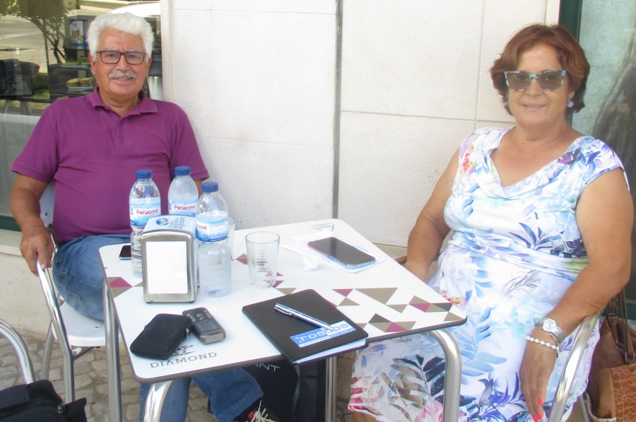 Tomar café nas freguesias – Santo António da Charneca Isabel Ferreira do PS - as pessoas querem viver em Santo António