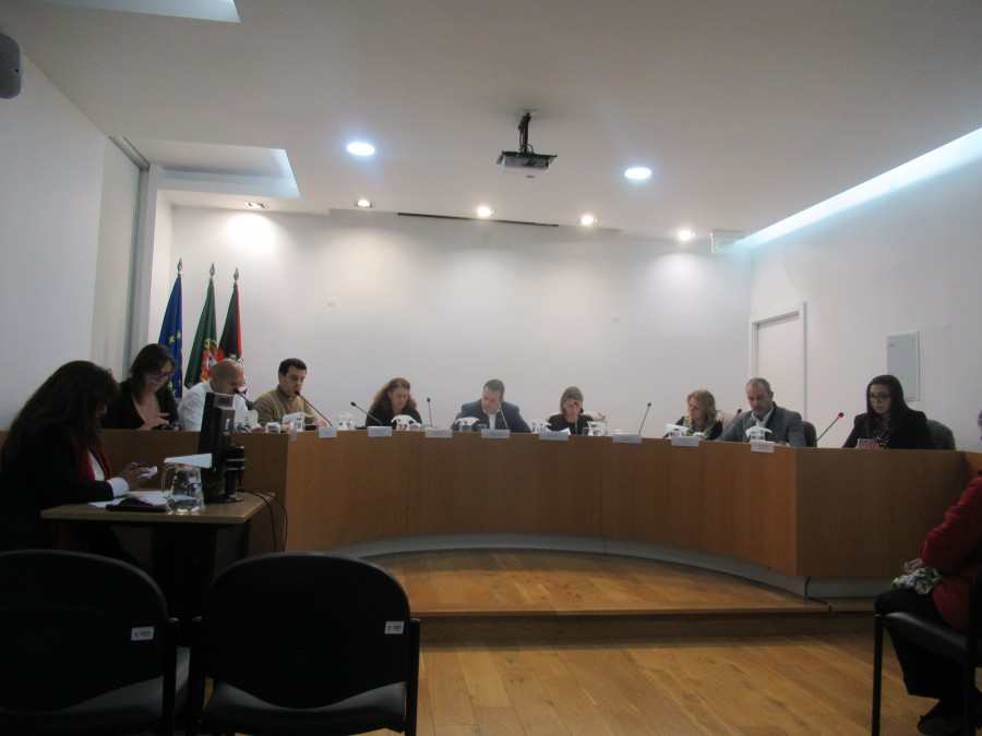 Barreiro - Urbanização do Campo do Luso Projecto envolve construção de unidade comercial do LIDL . PS voto favorável – PSD abstenção . CDU contra