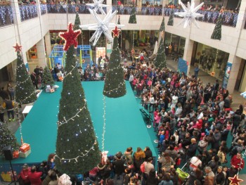Barreiro - Uma tarde viva e animada Receber o Pai Natal e dar vida ao centro da cidade