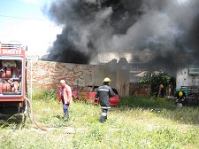 Incêndio no Lavradio – Barreiro “Nuvem” de fumo gerou mancha de “nevoeiro”