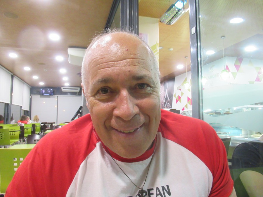 Barreiro - Carta ao Director Elias Santos esclarece posição da Liga de Karaté . Sobre instalações da Comissão de Moradores do Bairro 3