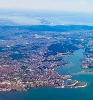 Porto de Setúbal versus Projeto do Terminal de Contentores do Barreiro Comunidade Portuária de Setúbal declina multiplicação de infraestruturas equivalentes