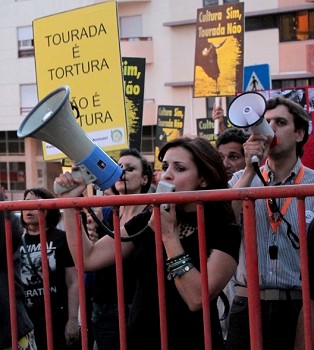Manifestação do PAN Almada Contra as corridas de toiros em Setúbal