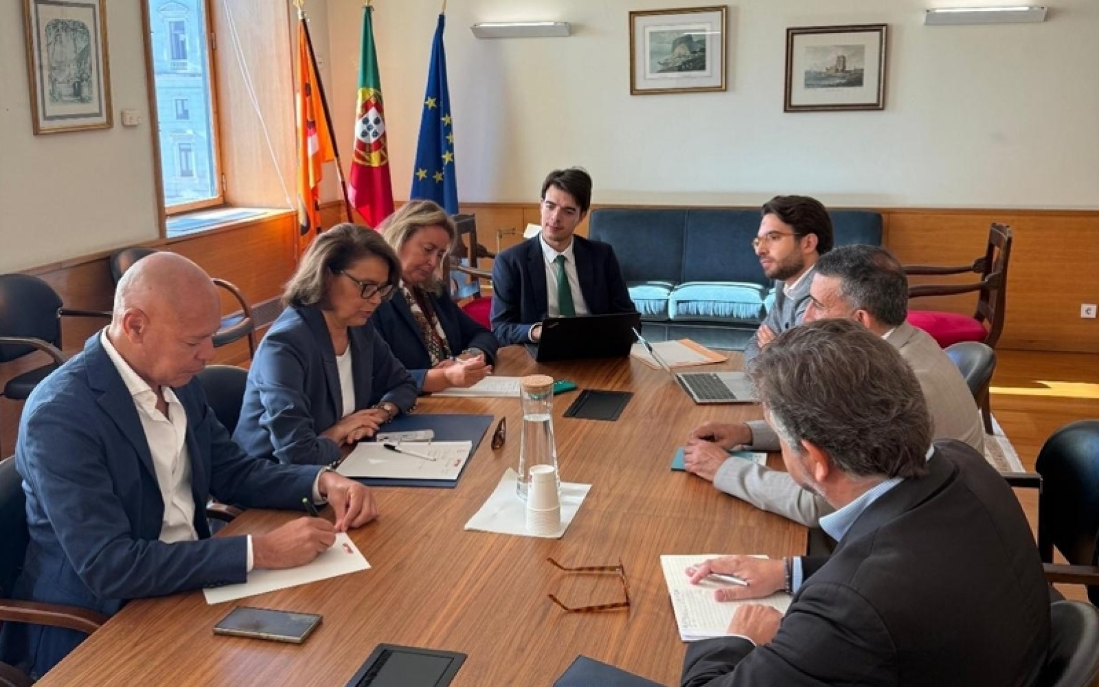 Deputados do PSD reúnem com Comunidade Intermunicipal Defendem estratégia de desenvolvimento integrada para toda a Península de Setúbal