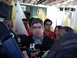 Ferro Rodrigues e António Costa em campanha eleitoral no Barreiro