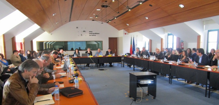 Assinatura dos contratos para os novos tarifários de transporte coletivo na AML Cerimónia pública com a presença do Primeiro-Ministro, António Cost