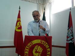 Partido Socialista – Barreiro Em Portugal “estamos a viver um nova encruzilhada” - afirmou Vieira da Silva