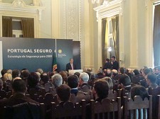 Ministro da Administração Interna apresenta Estratégia de Segurança para 2009 Combate à criminalidade violenta e grave é prioridade