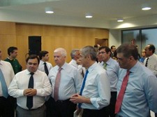 Primeiro-Ministro visitou nova fábrica de papel de Setúbal Unidade vai criar 2000 postos de trabalho
