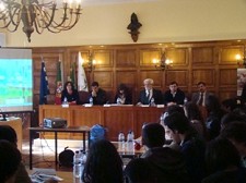 Parlamento dos Jovens – SETÚBAL Alunos debatem ideias sobre a República